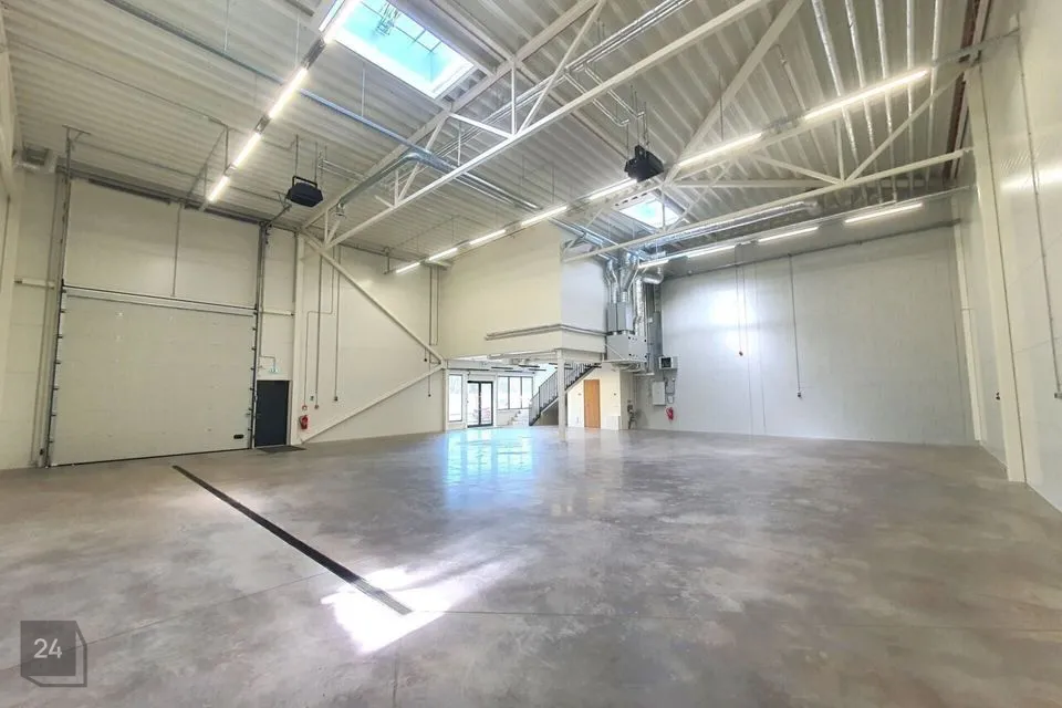 336 m² Äripind  -  Tallinn, Lasnamäe linnaosa - foto 2