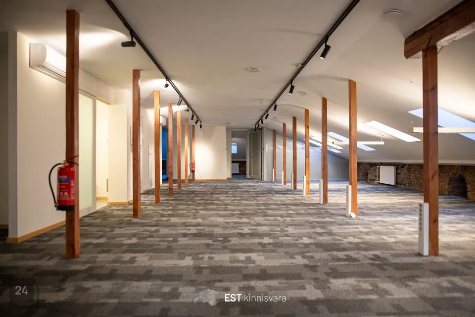 Büroo, 285 m² Äripind  -  Tartu linn, Tartu linn