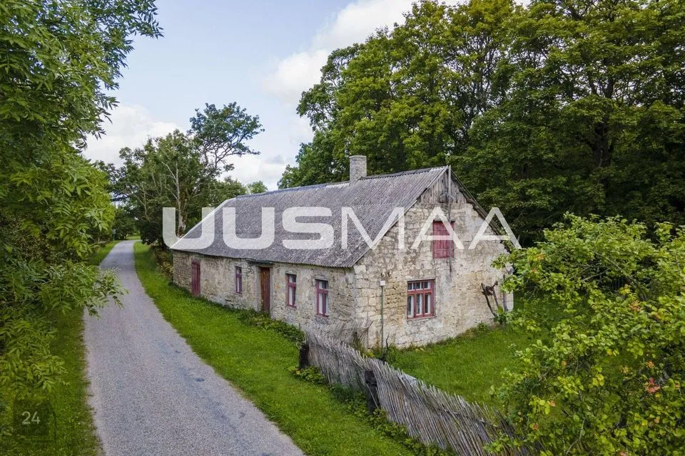 2-toaline Maja - Saaremaa vald, Pidula küla