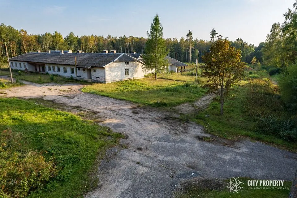 1079 m² Äripind  -  Hiiumaa vald, Männamaa küla - foto 2