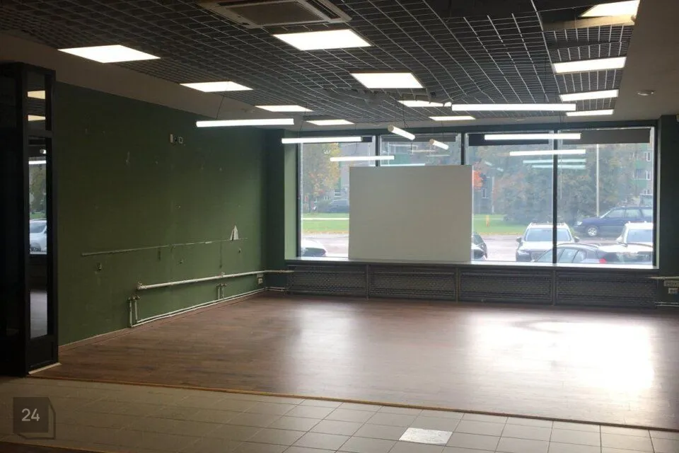 Mitme sihtotstarbega, 140 m² Äripind  -  Tallinn, Mustamäe linnaosa