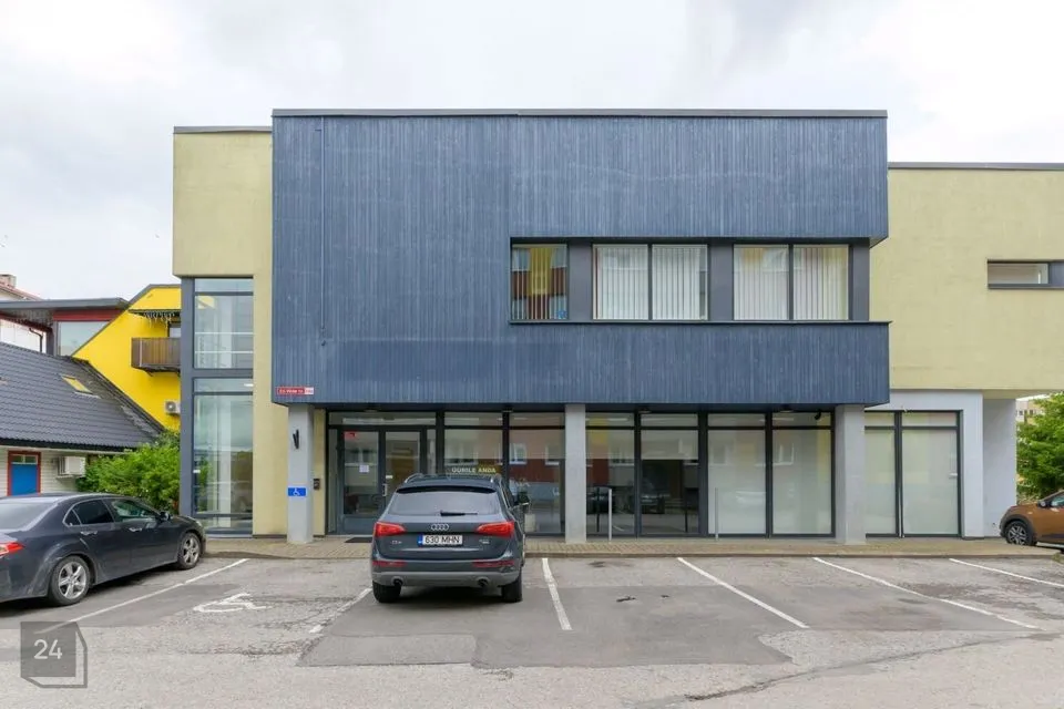 Mitme sihtotstarbega, 93 m² Äripind - Rakvere linn