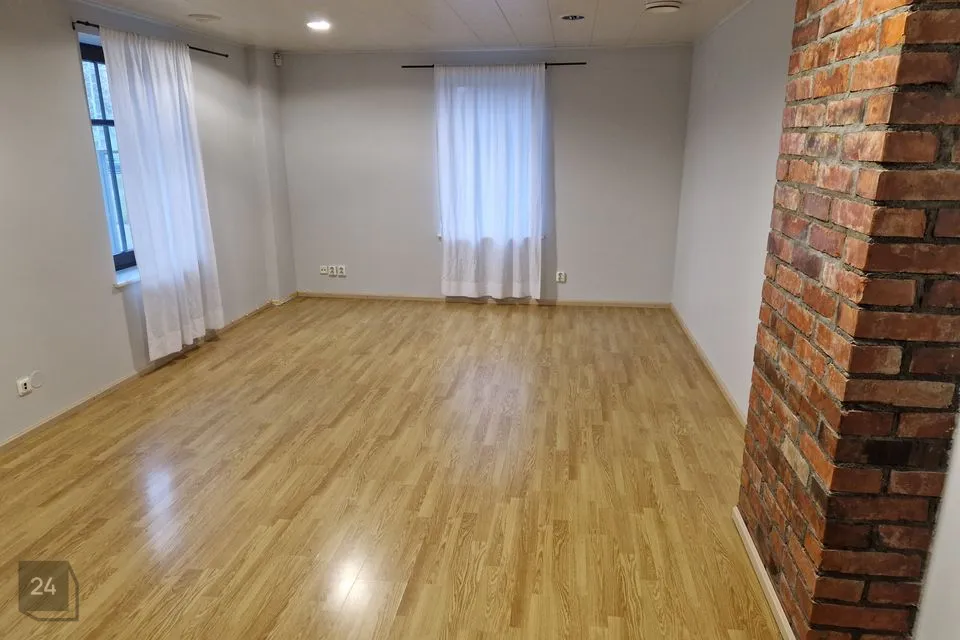 2-toaline Korter  -  Rapla vald, Rapla linn