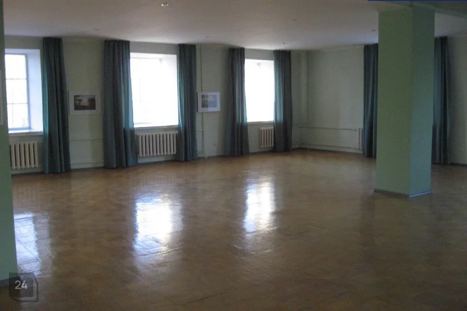 300 m² Бизнес-площадь в Kohtla-Järve linn, Järve linnaosa