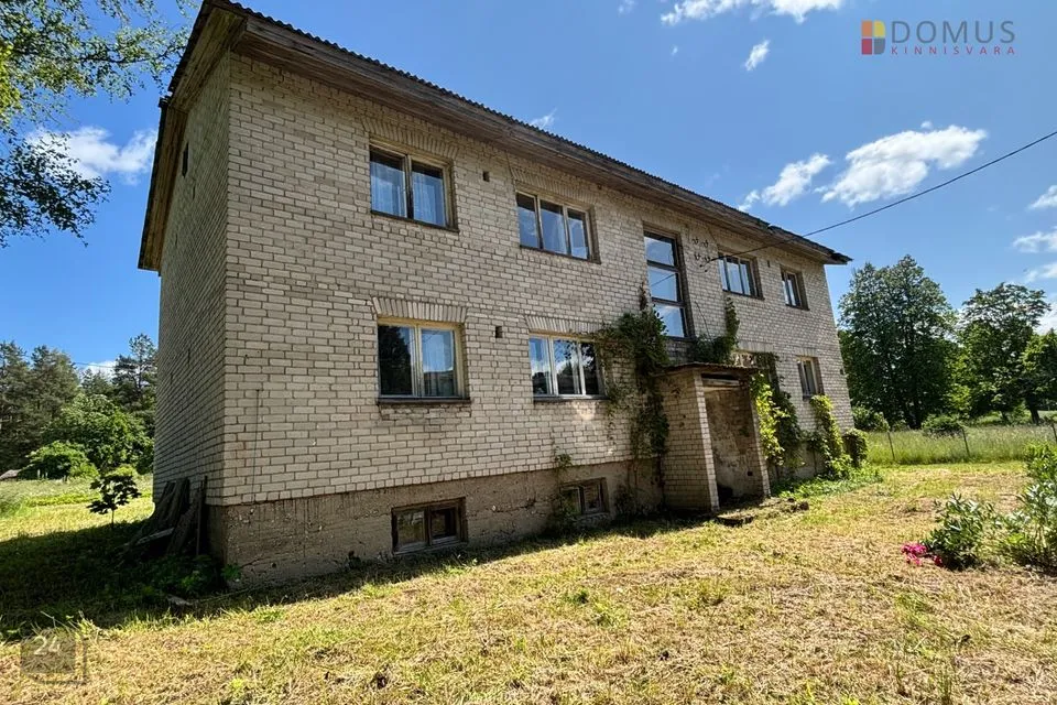 12-toaline Maja  -  Tõrva vald, Ala küla