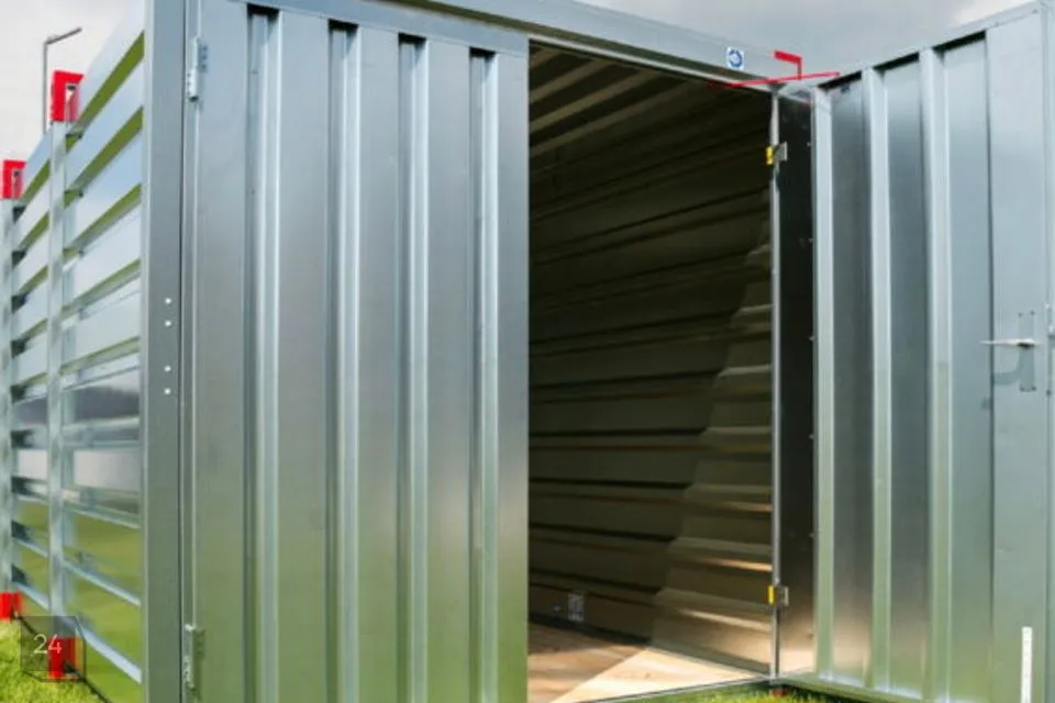 Ladu, 6 m² Äripind - Tori vald, Sauga alevik