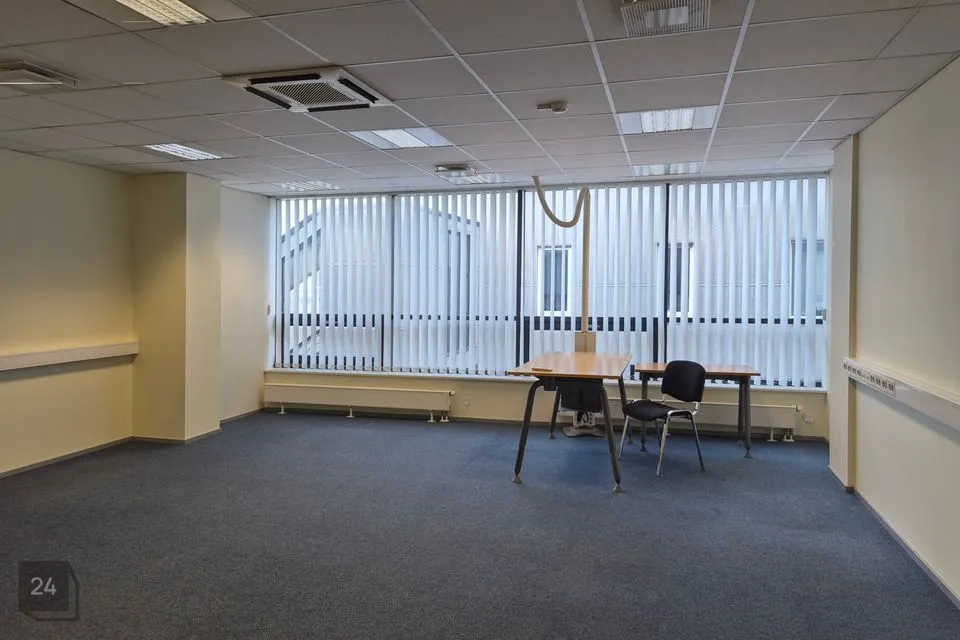 Mitme sihtotstarbega, 81 m² Äripind  -  Haapsalu linn, Haapsalu linn