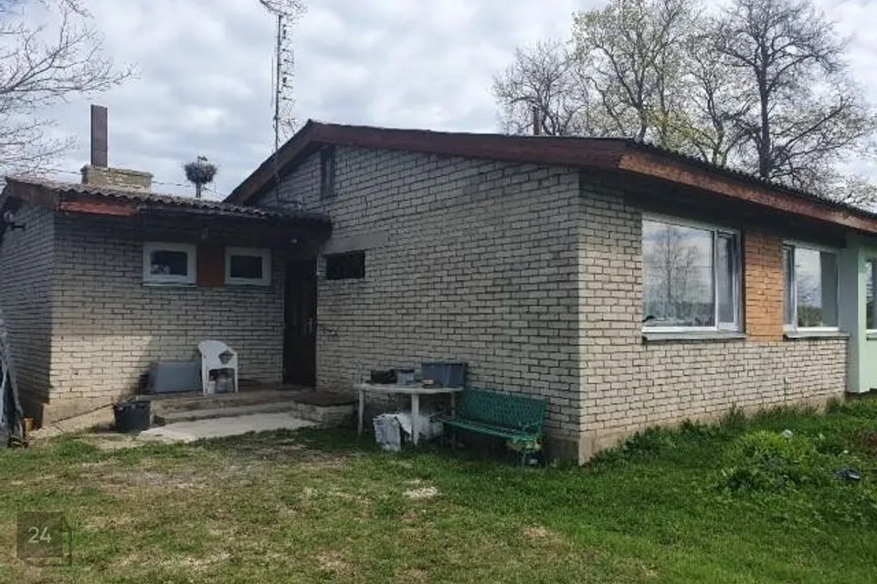 3-toaline Maja  -  Toila vald, Altküla