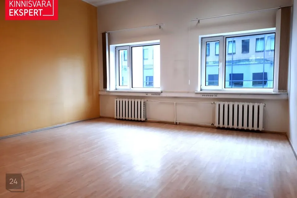 Бюро, 26 m² Бизнес-площадь в Tallinn, Kristiine linnaosa