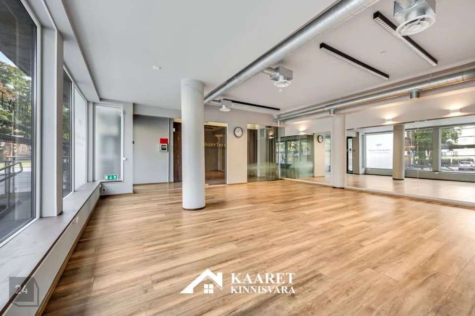 240 m² Бизнес-площадь в Tallinn, Kesklinna linnaosa - фото 2