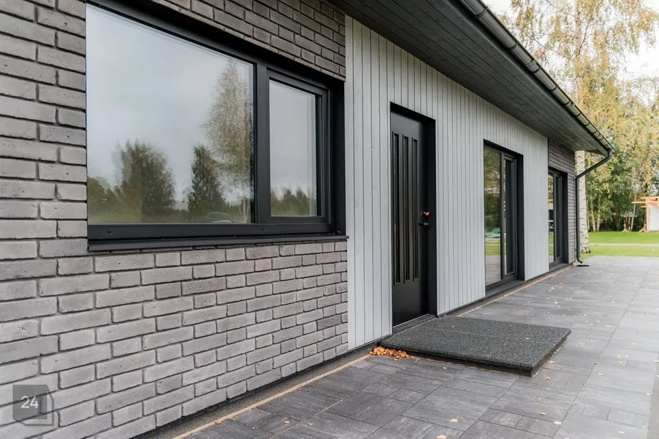 4-toaline Maja  -  Tori vald, Tammiste küla - foto 2