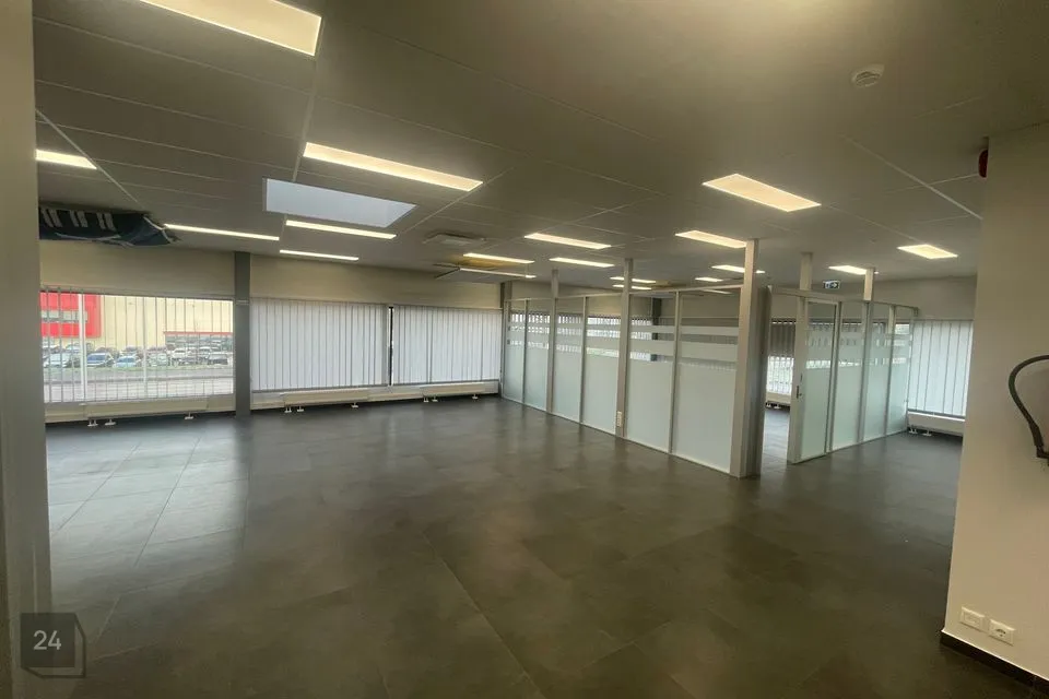 Büroo, 310 m² Äripind  -  Tallinn, Lasnamäe linnaosa - foto 4