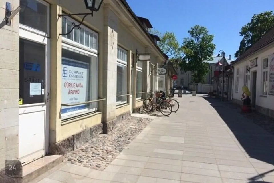 Mitme sihtotstarbega, 49 m² Äripind  -  Saaremaa vald, Kuressaare linn