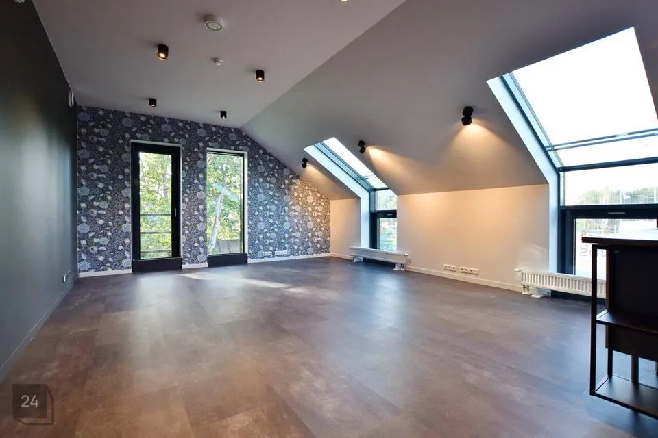 Mitme sihtotstarbega, 32 m² Äripind  -  Muhu vald, Liiva küla