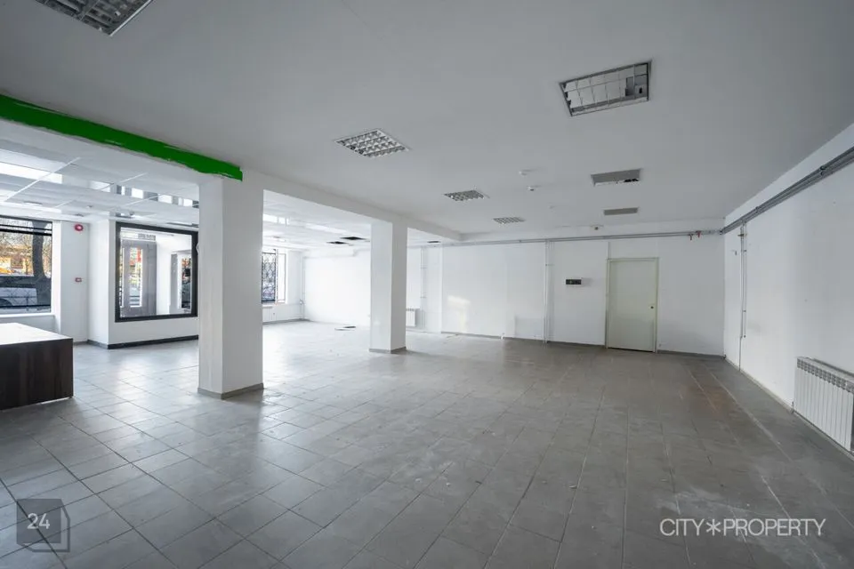 140 m² business in Narva linn