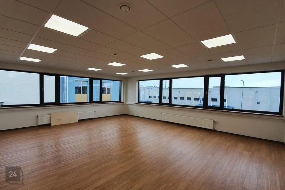 Büroo, 56 m² Äripind - Rae vald, Peetri alevik