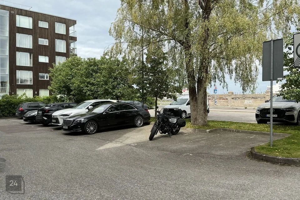 13 m² Garaaž - Tallinn, Kesklinna linnaosa - foto 2