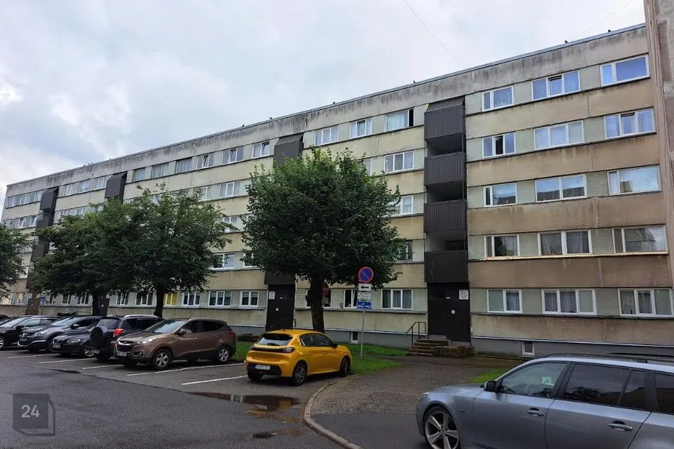 2-toaline Korter  -  Kohtla-Järve linn, Ahtme linnaosa