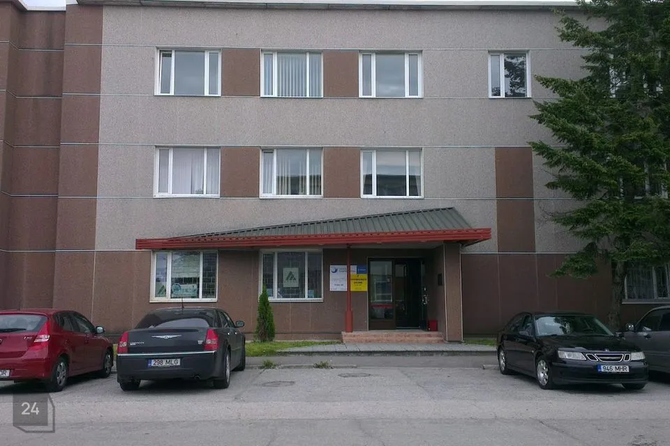 Büroo, 17 m² Äripind  -  Tallinn, Lasnamäe linnaosa