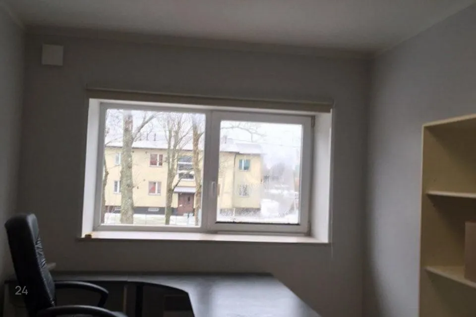 Büroo või Ladu, 10 m² Äripind  -  Saue vald, Saue linn