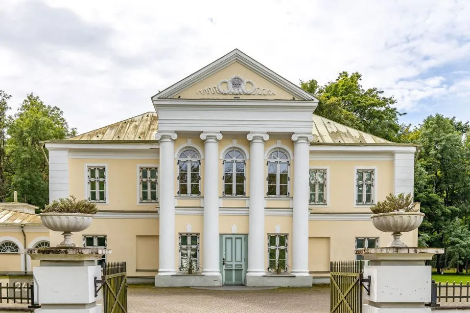 542 m² Maja  -  Harku vald, Kumna küla