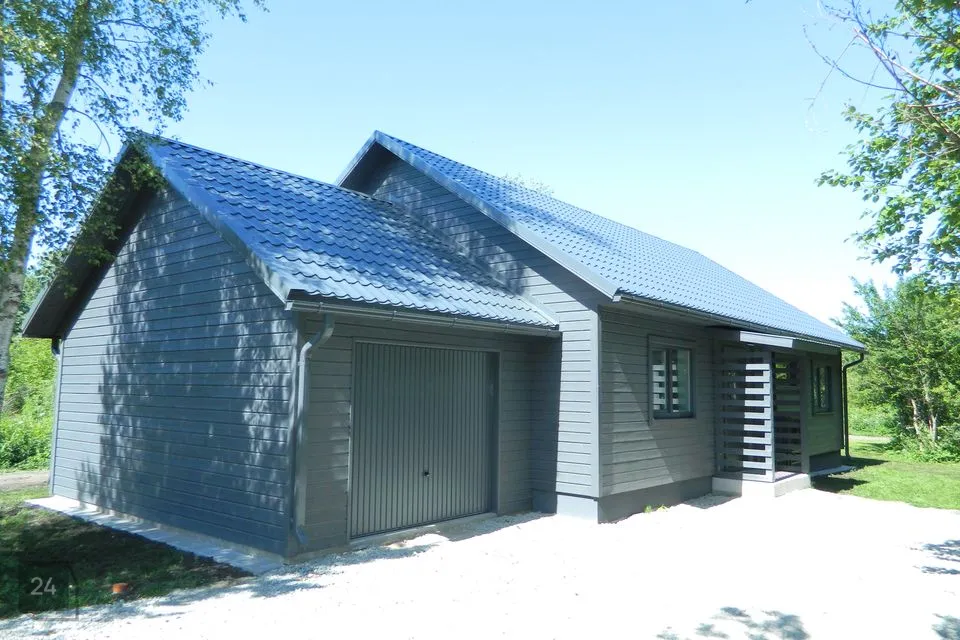 4-toaline Maja  -  Saaremaa vald, Nasva alevik