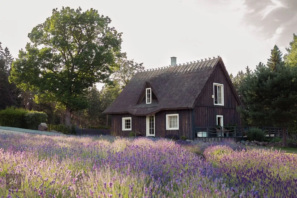 4-toaline Maja  -  Hiiumaa vald, Tubala küla