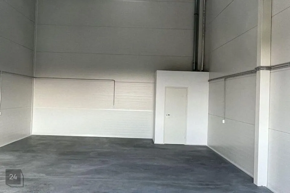 81 m² Äripind  -  Rae vald, Peetri alevik