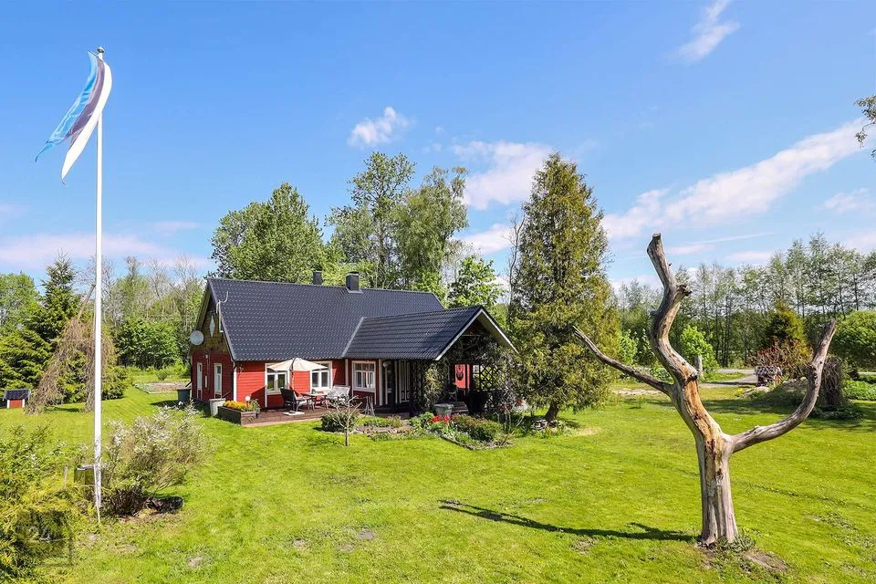 134 m² дом в Lääneranna vald, Ridase küla