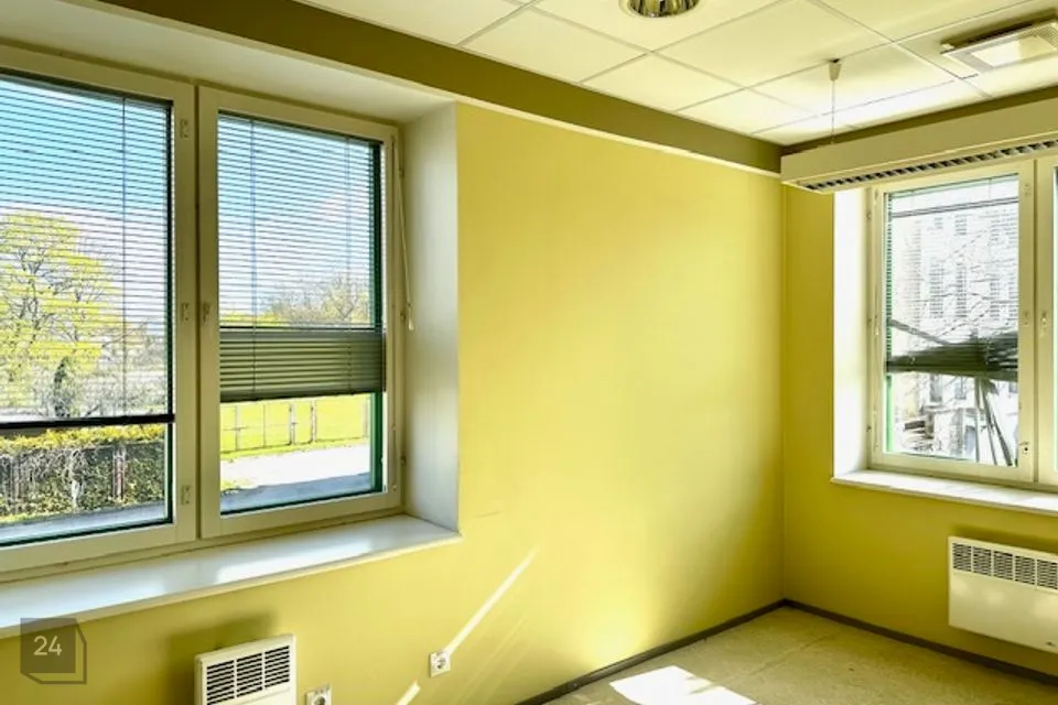 Mitme sihtotstarbega, 173 m² Äripind  -  Saaremaa vald, Kuressaare linn - foto 2