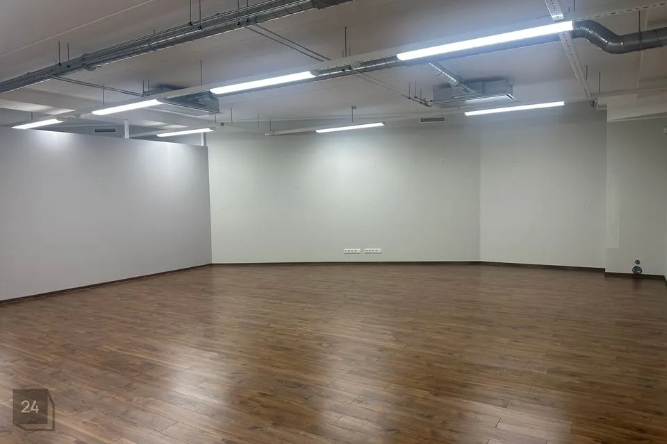 Многоцелевое, 105 m² Бизнес-площадь в Viimsi vald, Haabneeme alevik