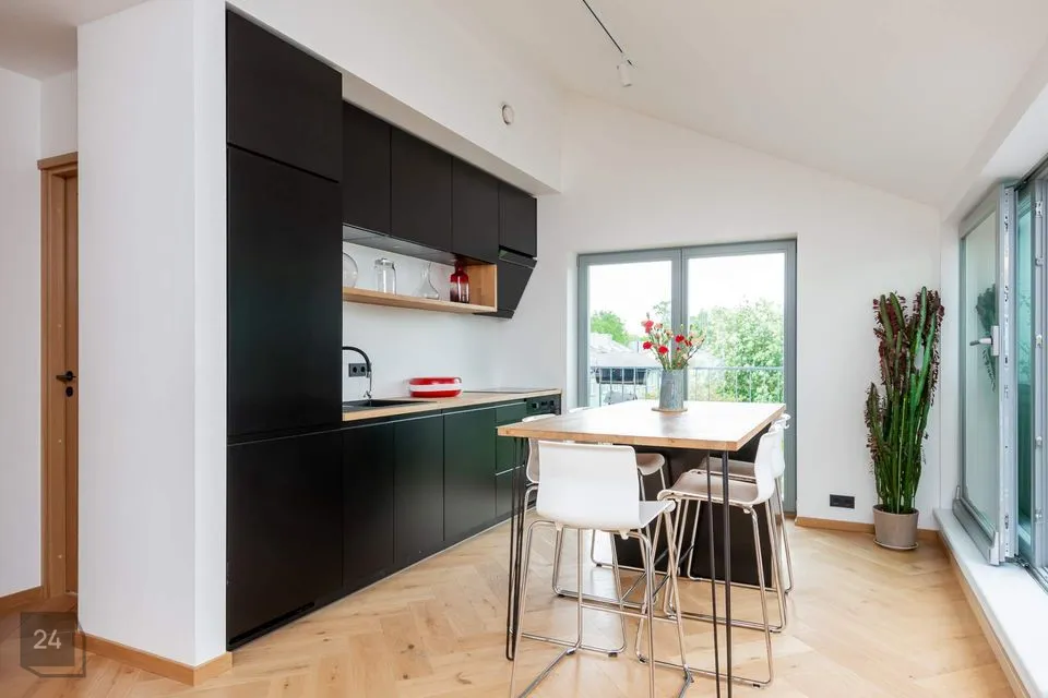 4-toaline Korter - Tallinn, Põhja-Tallinna linnaosa - foto 2