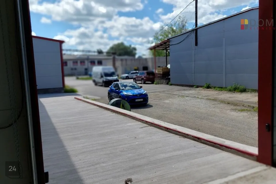 Ladu, 200 m² Äripind  -  Tallinn, Lasnamäe linnaosa