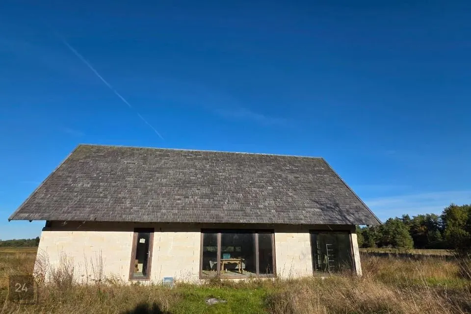 3-toaline Maja  -  Saaremaa vald, Anijala küla