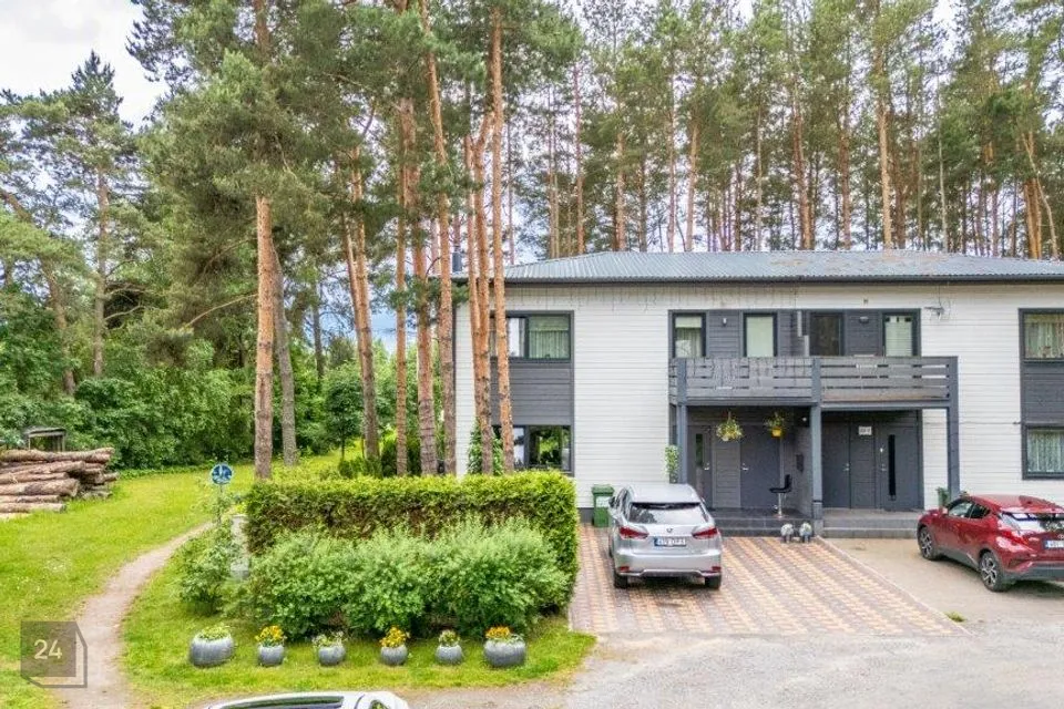 Двухквартирный дом, 4-комнатная часть дома в Tallinn, Haabersti linnaosa - фото 3