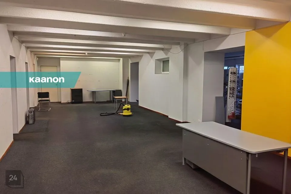 Tootmine, 390 m² Äripind  -  Tallinn, Lasnamäe linnaosa