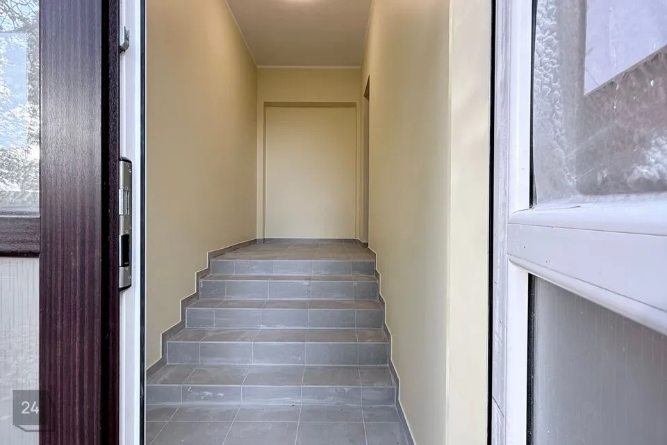 Mitme sihtotstarbega, 17 m² Äripind  -  Narva linn - foto 2