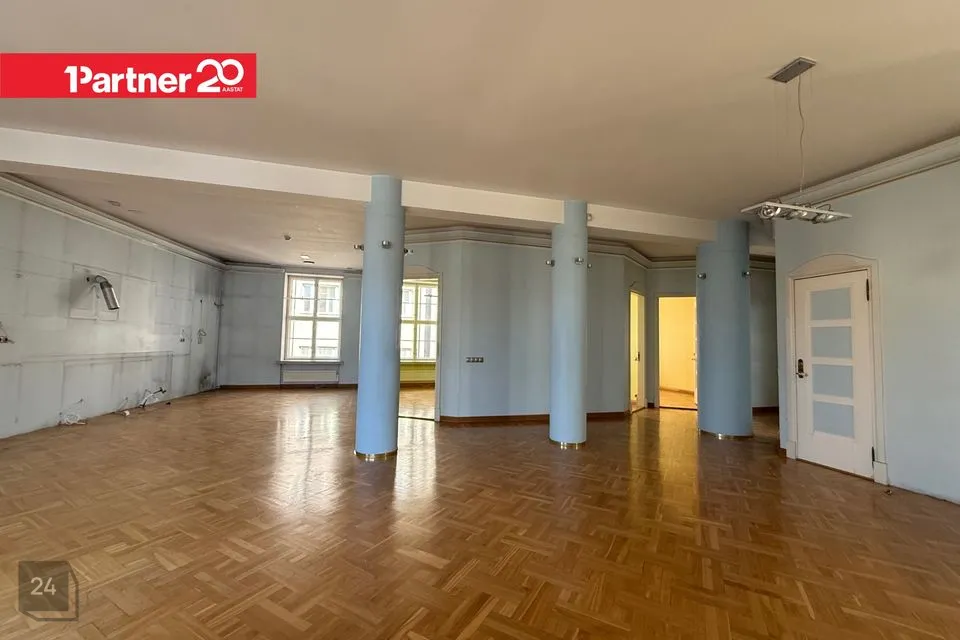 Бюро или Обслуживание, 215 m² Бизнес-площадь в Tallinn, Kesklinna linnaosa