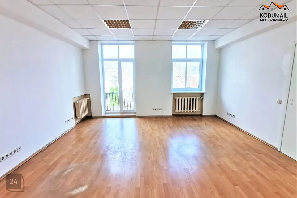 Mitme sihtotstarbega, 25 m² Äripind  -  Tallinn, Kesklinna linnaosa