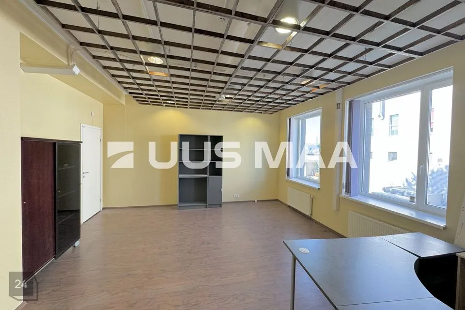 Бюро или Обслуживание, 35 m² Бизнес-площадь в Tallinn, Mustamäe linnaosa
