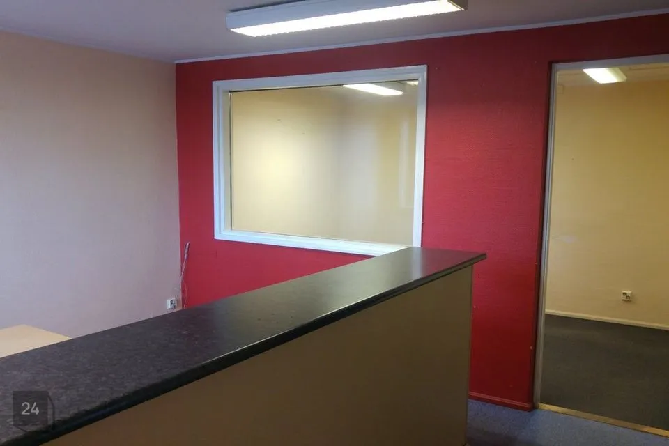 25 m² Äripind  -  Tallinn, Mustamäe linnaosa