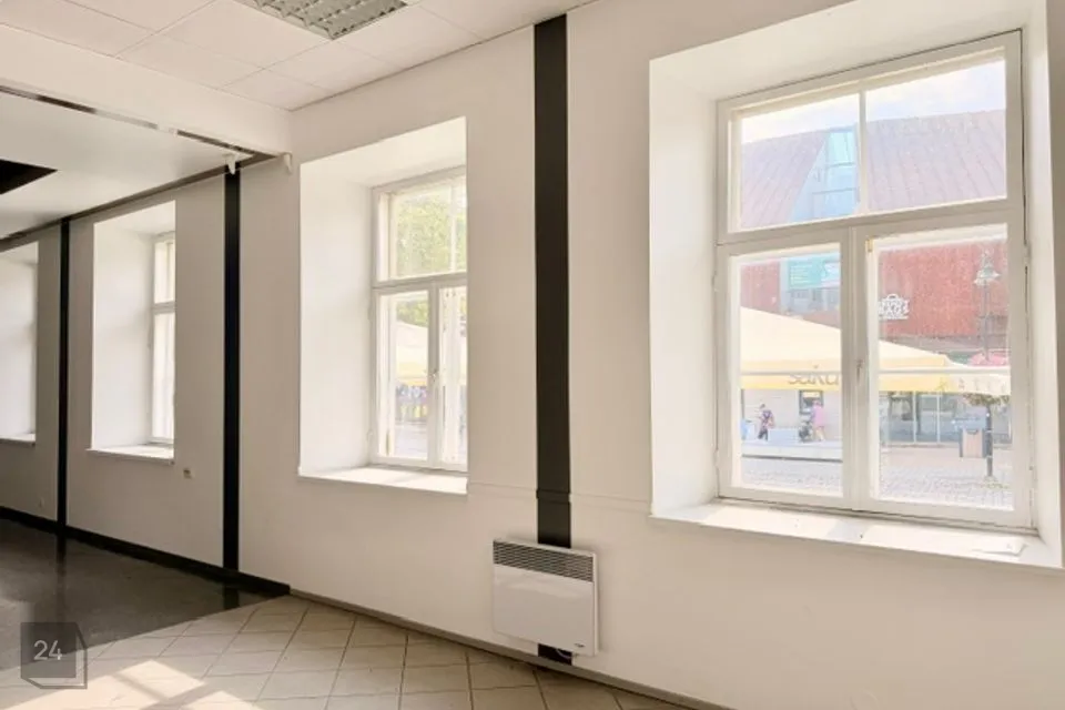 Mitme sihtotstarbega, 219 m² Äripind  -  Saaremaa vald, Kuressaare linn - foto 2
