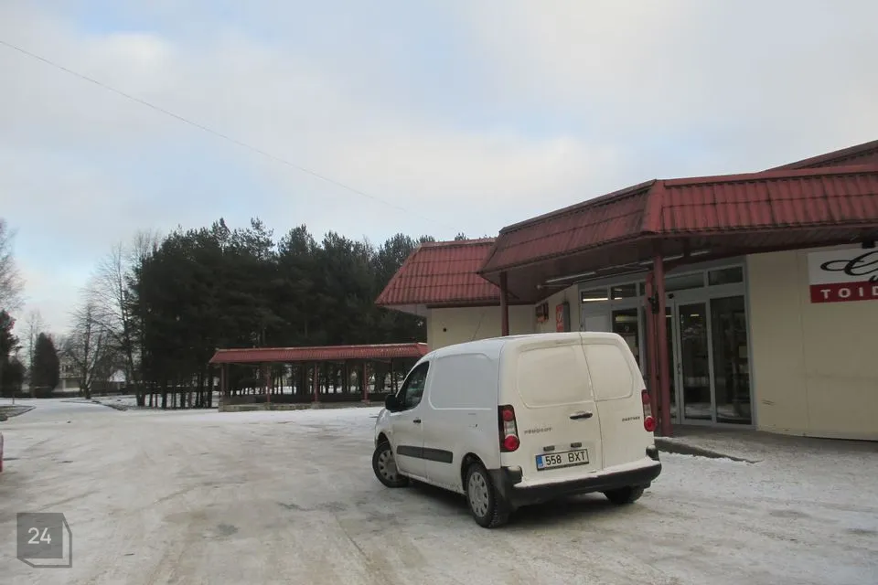 Ladu, 570 m² Äripind  -  Viru-Nigula vald, Aseri alevik