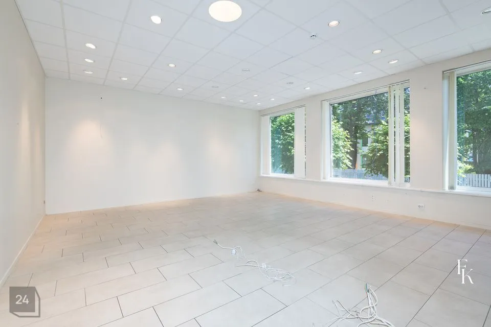 Mitme sihtotstarbega, 95 m² Äripind  -  Keila linn - foto 4