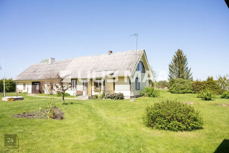 4-toaline Maja  -  Saaremaa vald, Asuküla