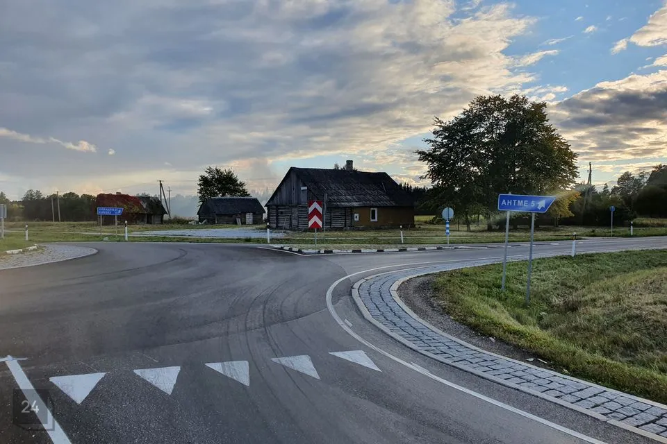 2-toaline Maja  -  Alutaguse vald, Rausvere küla - foto 3