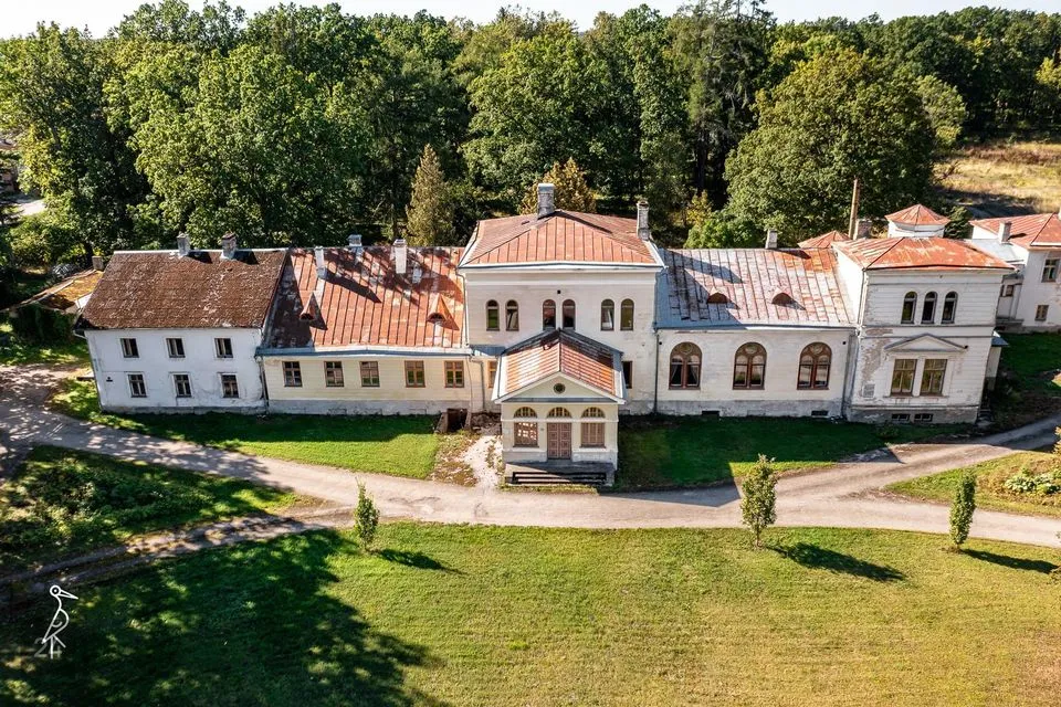 17-room house in Väike-Maarja vald, Simuna alevik