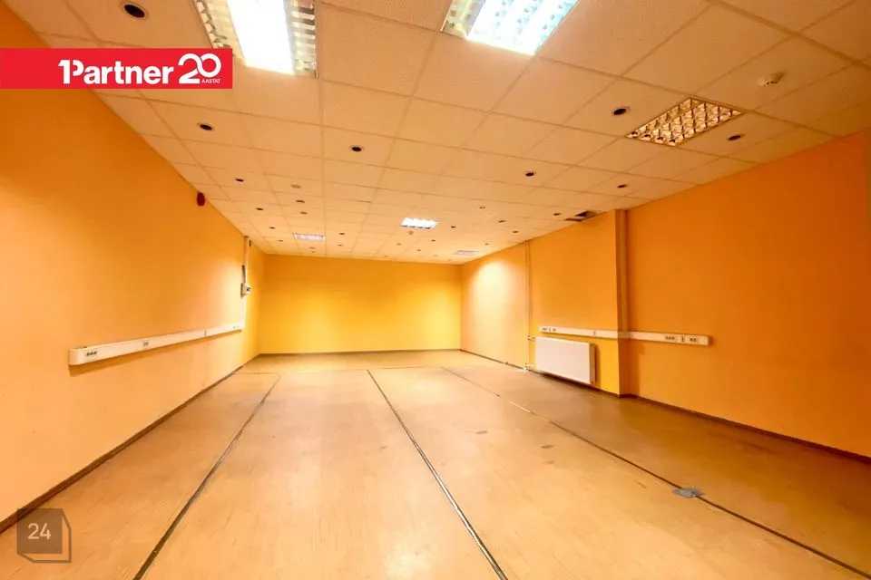 Mitme sihtotstarbega, 75 m² Äripind  -  Tallinn, Kristiine linnaosa