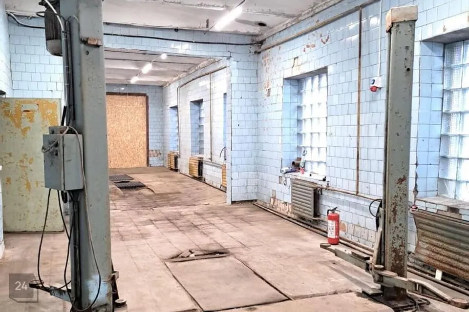 276 m² Garaaž  -  Kohtla-Järve linn, Järve linnaosa