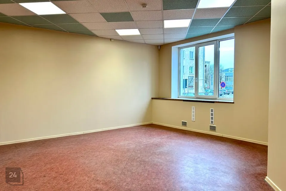 Mitme sihtotstarbega, 44 m² Äripind - Narva linn - foto 3